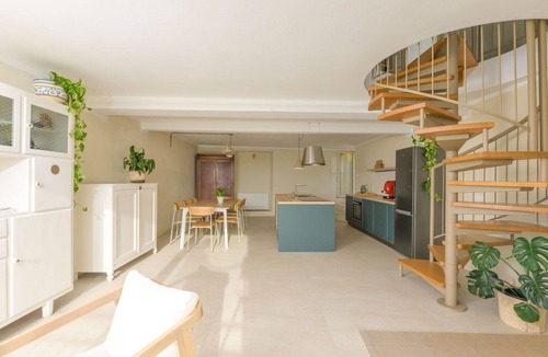 Montiano House | Stunning private villa for 9 guests with WIFI, TV, patio, pets allowed and panoramic view