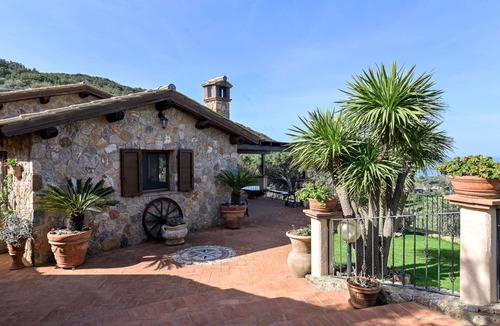 Monte Argentario Villa | Stunning private villa for 8 guests with WIFI, private pool, TV and patio