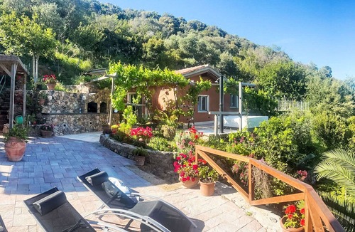 Monte Argentario House | Stunning private villa for 6 people with hot tub, WIFI, A/C, TV, patio and pets allowed
