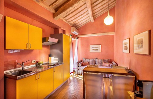 Camigliano Villa | Stunning private villa for 12 guests with A/C, private pool, WIFI, TV, terrace and parking