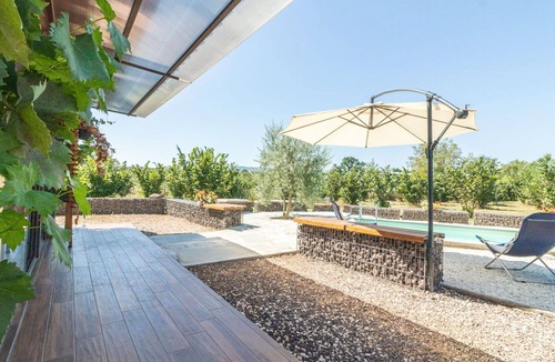 Sutri House | Stunning private villa for 2 guests with A/C, WIFI, private pool, TV and panoramic view
