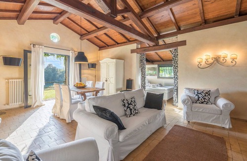 Nepi House | Stunning private villa for 4 people with WIFI, A/C, private pool, TV, patio and panoramic view