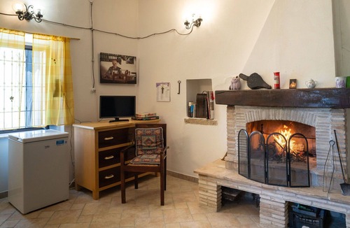Palmoli Villa | Stunning private villa for 5 guests with WIFI, terrace and pets allowed