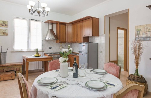 Padua House | Stunning villa for 4 guests with WIFI, TV and pets allowed
