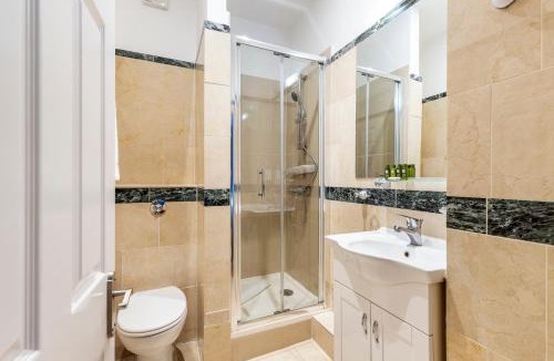 Earl's Court Apartment | Stylish Earls Court Retreat