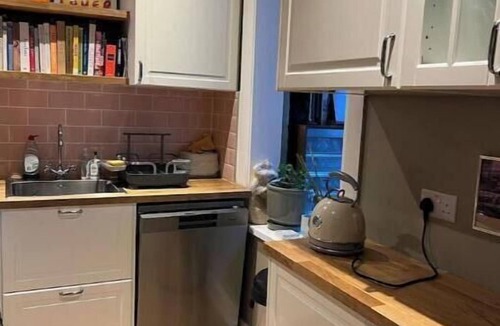 Tottenham Green House | Stylish Family Home with Garden near Tottenham Stadium & Easy Central Access