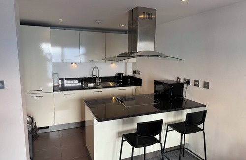 Bishop's Apartment | Stylish One-bedroom apartment in Waterloo