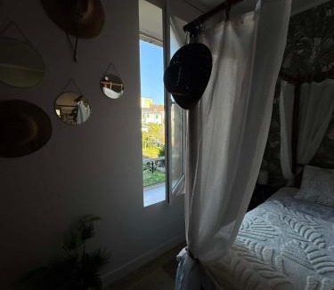 Limoges Apartment | Suite Eden Jungle - Ambiance tropicale cosy