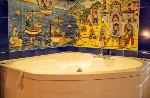 Historical Center Apartment | Suite Piazza del Gesù By DomusExtra
