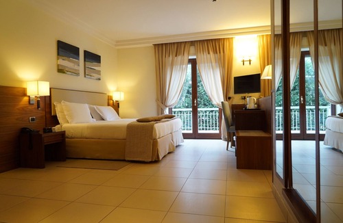 Pozzuoli Hotel | Suites & Residence Hotel Napoli