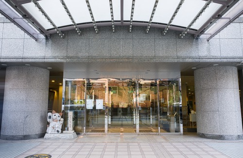 Esaka Hotel | Sunny Stone Hotel