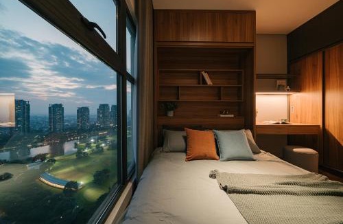 Van Giang Apartment | Sunset view Sky Villa in Ecopark resort with private pool