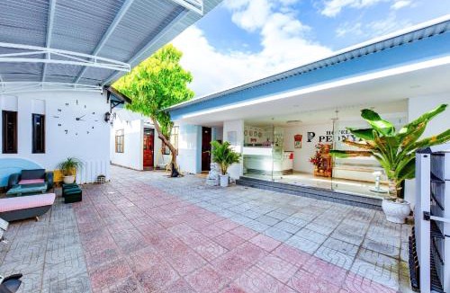 Cam Ranh Hotel | Super OYO 598 Peony Hotel