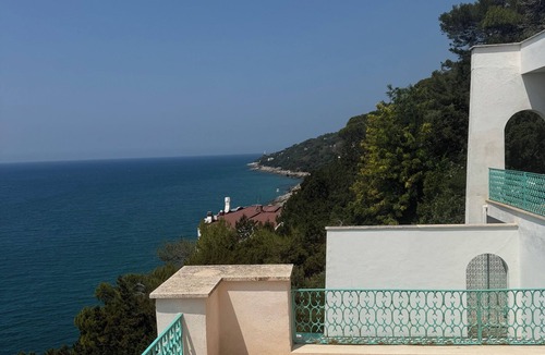 Faro Villa | Superba villa di pregio situata nella parte più bella del sud del Lazio,