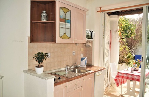 Forio Apartment | Superior Studio with terrace inside Villa & Giardini Ravino!