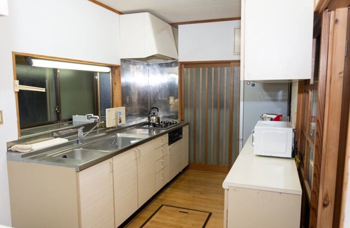 Nishina House | Surfs up! Beautiful Beach House with Onsen, in Nishiizu.