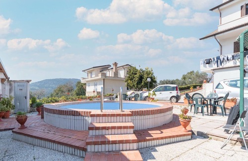 Priverno House | Tasteful holiday home in Priverno with garden