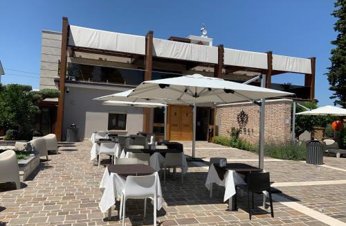 Frisa Hotel | Tenuta Micoli