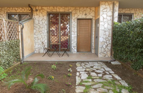 Zona XLV Castel di Guido Apartment | The red The whole accommodation.