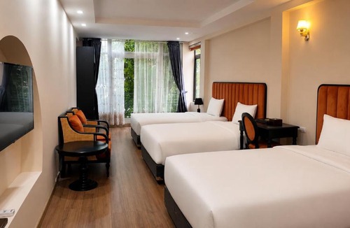 Hoan Kiem Hotel | The 39 Lane Hotel Hanoi