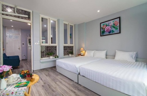 Truc Bach House | The Art - Hung Viet near Truc Bach lake