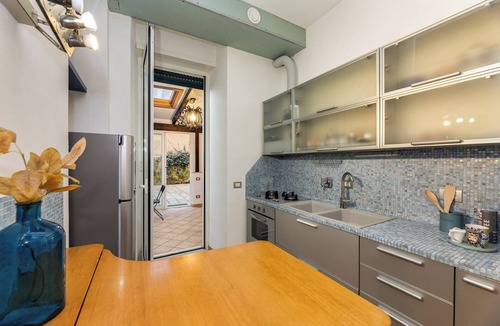 Tuscolano Apartment | The captain's cabin In style in this downtown space.