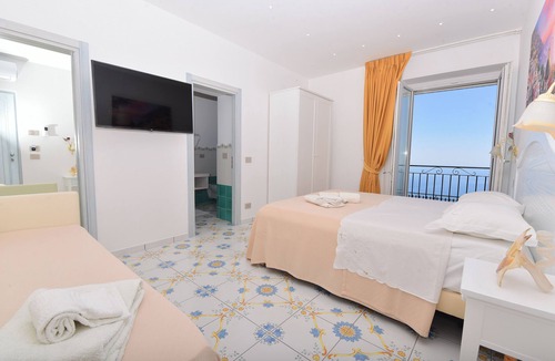 San Michele Apartment | THE CAPTAIN'S HOUSE (furore amalfi coast)