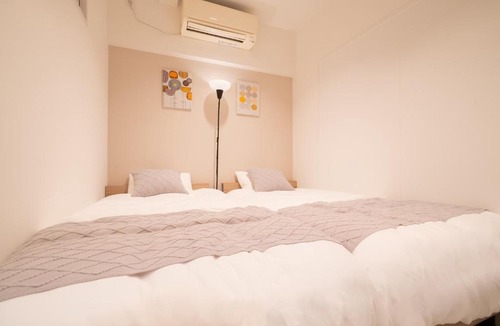 Abeno Villa | THE COZY NEST ABENO 駅1分 解放感ある一棟貸しヴィラ 長期歓迎 3BR Max9ppl