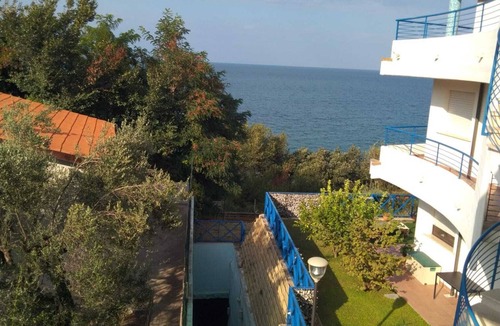 Marina di San Vito Apartment | THE FISHERMAN'S REFUGE