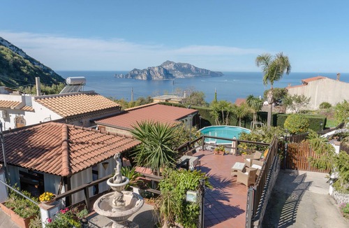 Termini House | The Garden on Capri