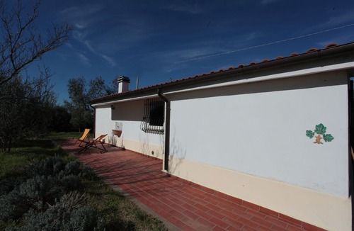 Tuscania House | The Gibertino, between the olive trees, in the Maremma, not far from the sea