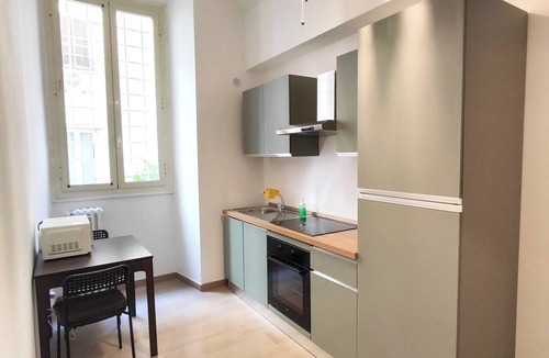 Rione XVIII Castro Pretorio Apartment | The Gold Apartment