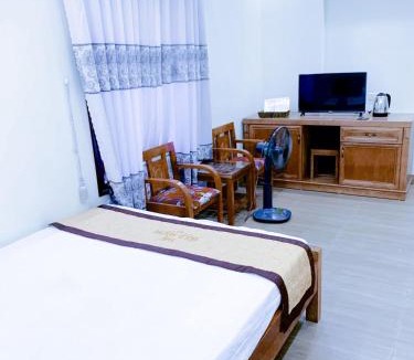 Tam Dao Hotel | The Gold House Tam Đảo