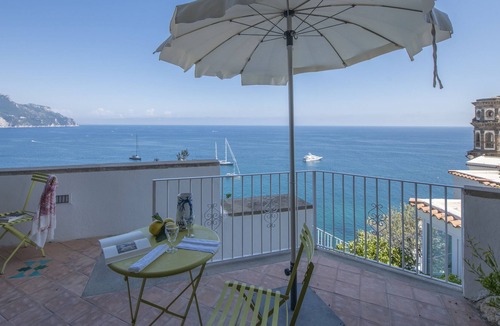 Castiglione Apartment | The Green House - sea view apartment in Atrani