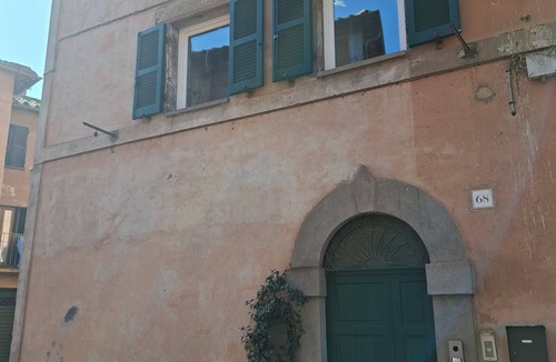 Tuscania Apartment | The Little White House: Your elegant suite in the heart of downtown Tuscania