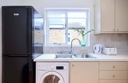 Munster Apartment | The Loft Above - Fulham