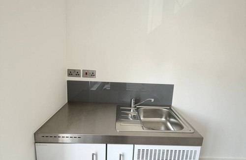 Brent Apartment | The Modern Studio London