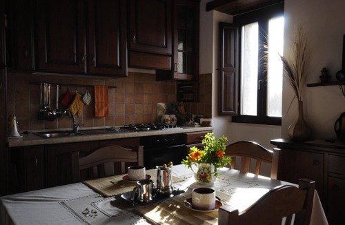 Bomba Apartment | The Mulberry Tree Apartment