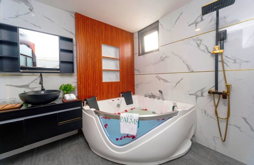 Phan Thiet Hotel | The Palms Hotel Phan Thiet