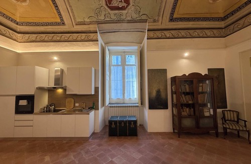 Historical Center House | “The Royal Gallery Loft” in Historical Palace - downtown