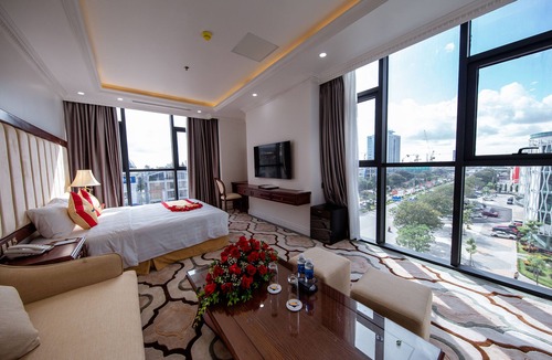Ngo Quyen Hotel | The Shine 2 Hotel & Apartment