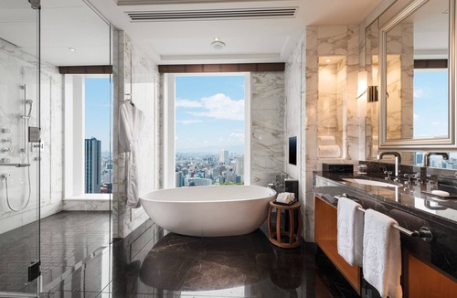 Honmachi Hotel | The St. Regis Osaka