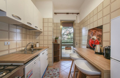 Aurelio Apartment | The Terrace in the Green near metro A Cornelia
