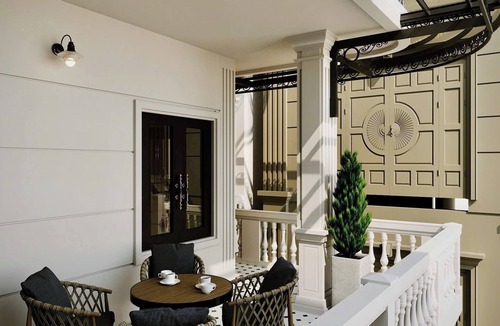 Dong Da Apartment | The white villa - perfect for Families & Friends