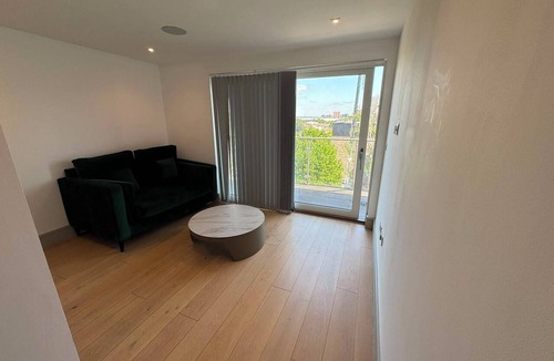 Tottenham Green Apartment | The Zenith Residence - 2 Bedroom