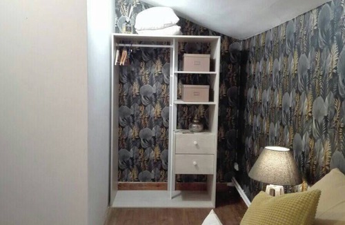 Thiat House | Thiat