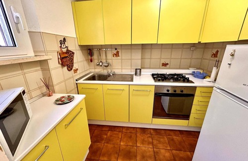 Villaggio Taunus Apartment | Three-room apartment Antonella with sea view, a/c and p. auto
