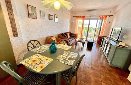 Villaggio Taunus Apartment | Three-room apartment Antonella with sea view, a/c and p. auto