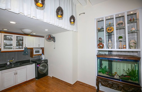 Hang Trong House | To's Charming House HB