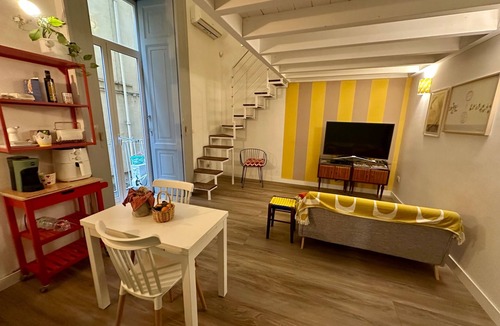 Quartieri Spagnoli Apartment | Toledo's House 289